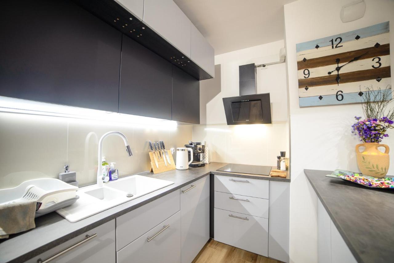 Apartamenty Via Marina Wrocław Exterior foto